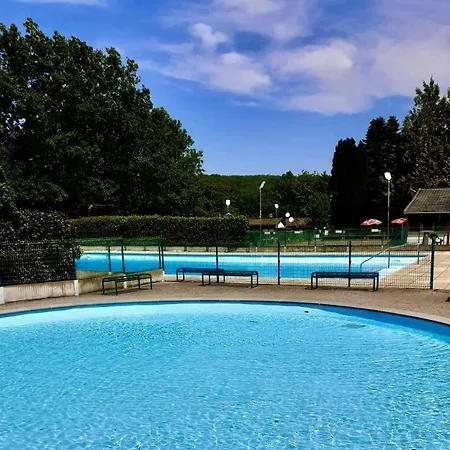 4 Personnes Avec Piscine Yvoir