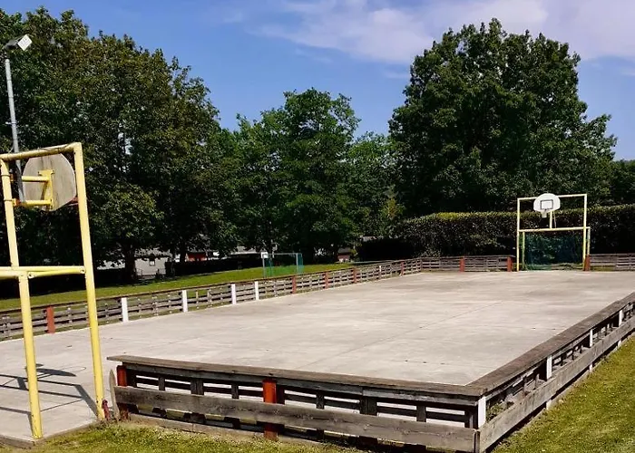 Campingplatz 4 Personnes Avec Piscine